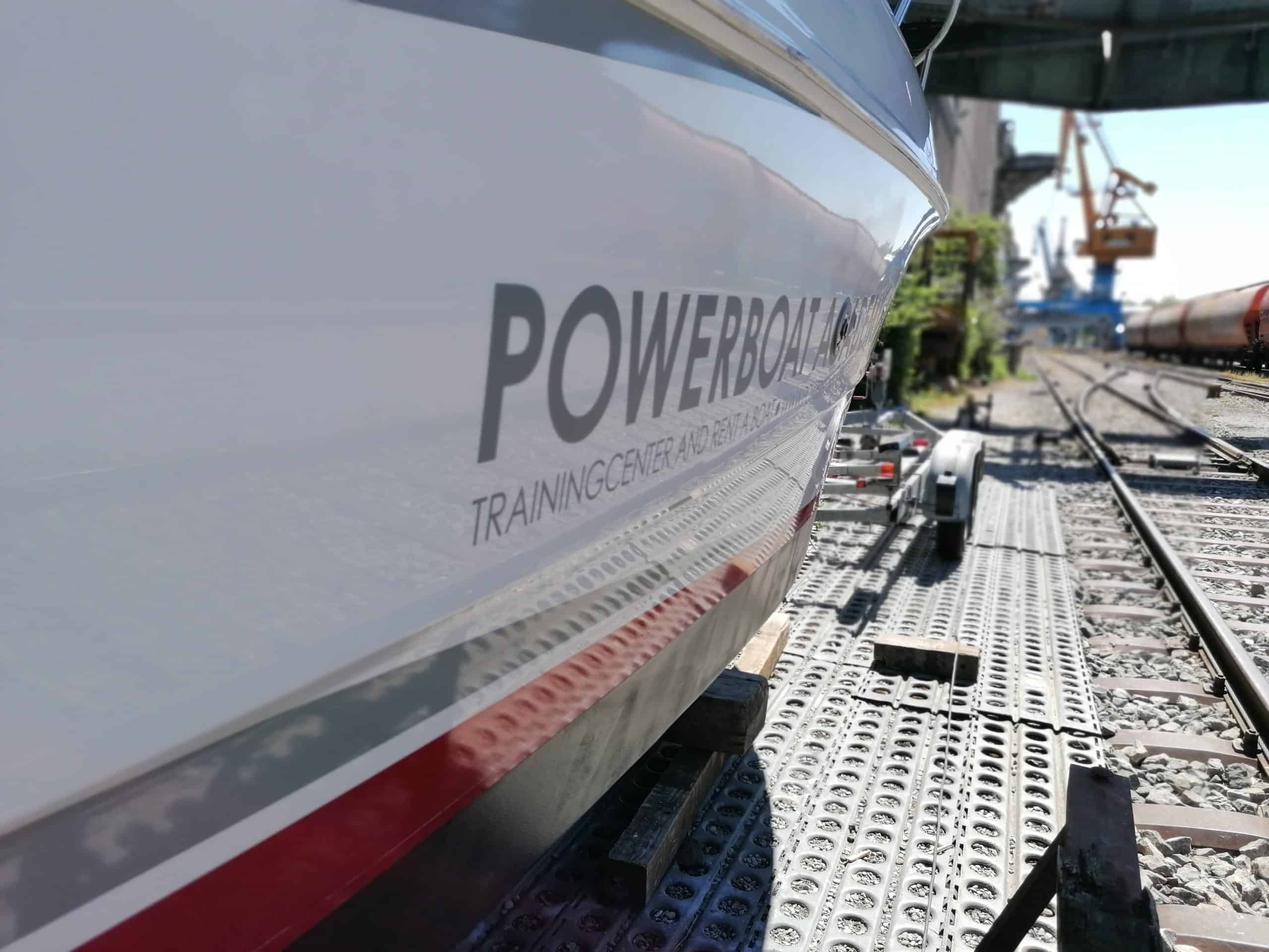 powerboat academy